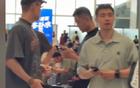 遼寧男籃赴京熱身賽，繼偉原帥領(lǐng)隊，小高攜名包同行。