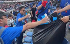 倉(cāng)實(shí)知禮節(jié)！蘇超球迷環(huán)保行！