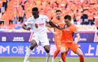 韓鵬亮相，泰山客戰(zhàn)大連英博，單場票最低60元。