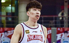 余嘉豪四季CBA，獲星銳獎及兩度入選二陣。