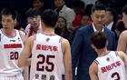 廣東男籃假球風(fēng)波，趙睿傷膝，北京鎖定黃榮奇。