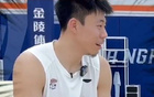 張鎮(zhèn)麟震驚于上海男籃隊友發(fā)來的表情包歡迎加盟