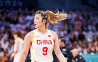李夢(mèng)二代崛起，1.78米鋒線奪MVP，16歲成核心。